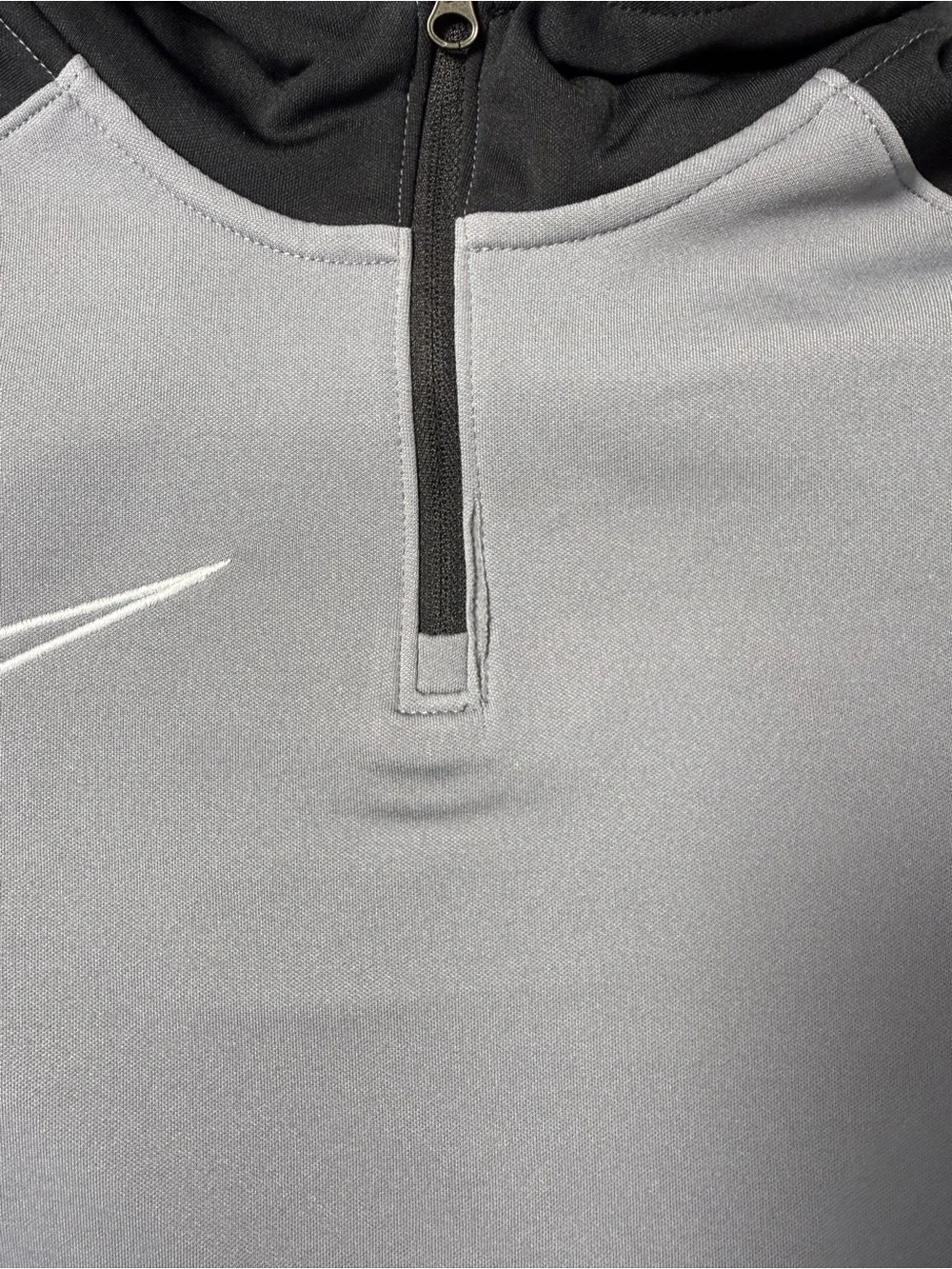 Nike Kid’s Gray and Black Dri-Fit 1/4 Zip Hooded Pullover — Size Small